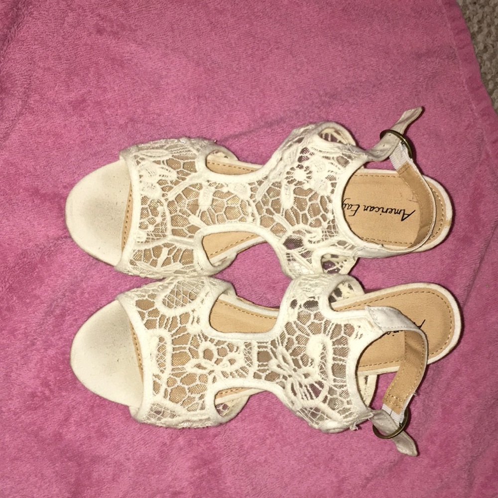 Lace wedges
